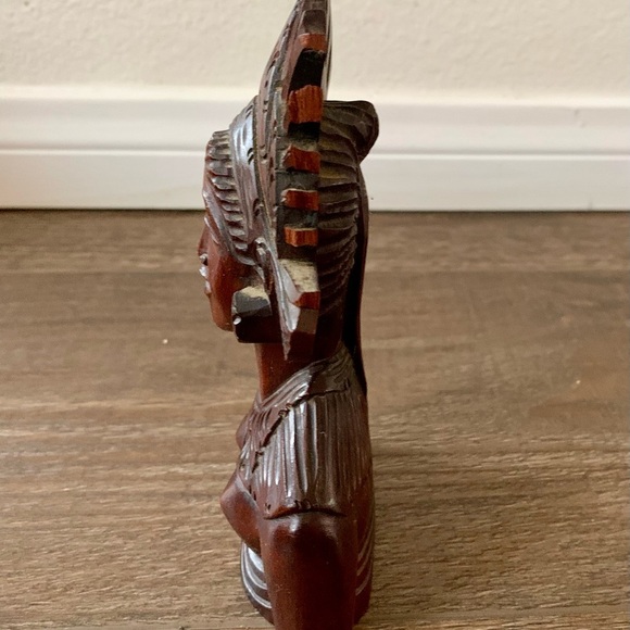 Vintage Miniature Curved Wooden Bust Women - Picture 5 of 10